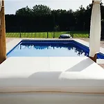 Villa Cami De Merle *