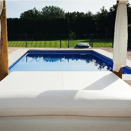 Villa Cami De Merle *