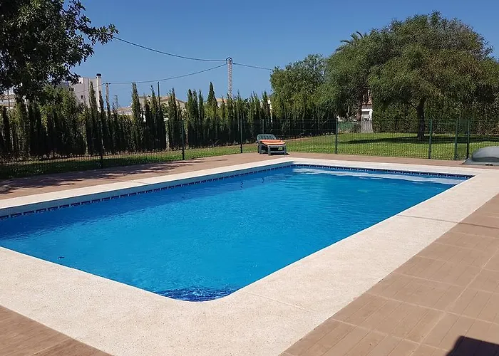 Villa Cami De Merle *